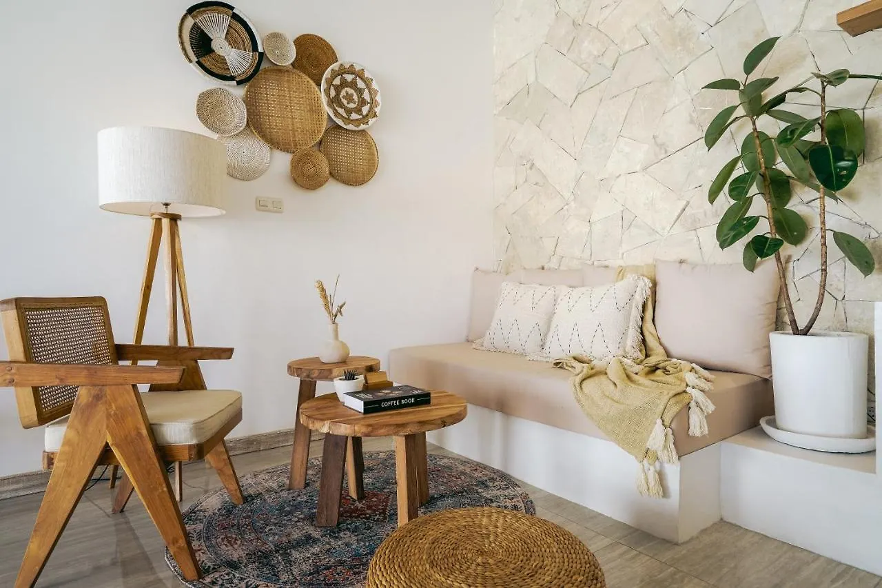 Villa Aarka - Chic Balinese Bohemian Retreat In Seminyak  塞米亚克
