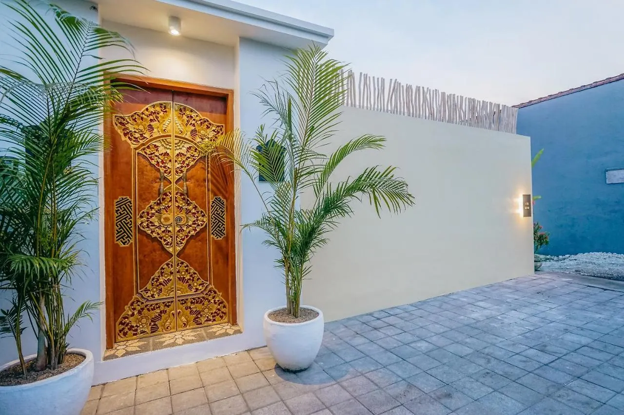 Villa Aarka - Chic Balinese Bohemian Retreat In Seminyak